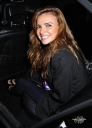 Nadine_Coyle_and_Jason_Bell_at_Dublin_Airport_021209_11.jpg