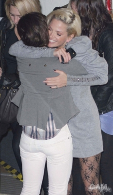Cheryl_and_Sarah_leaving_The_X_Factor_studios_061209_30.jpg