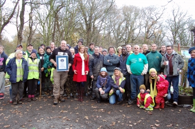 Nadine_Coyle_Guinness_World_Record_Tree_planting_attempt_051209_39.jpg