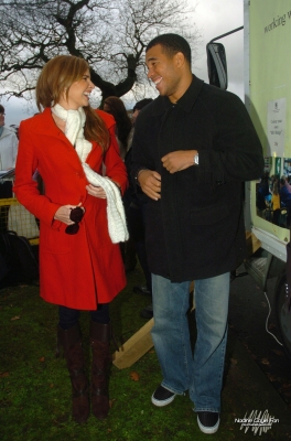 Nadine_Coyle_Guinness_World_Record_Tree_planting_attempt_051209_9.jpg