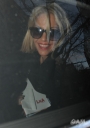Sarah_Harding_and_Tom_crane_leaving_a_hotel_121209_6.jpg