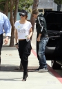 Cheryl_and_Derek_arriving_at_the_Pacific_Theatres_01_08_10_21.jpg