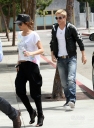 Имя файла=Cheryl_and_Derek_arriving_at_the_Pacific_Theatres_01_08_10_35.jpg
Размер файла=565КБ
Размеры=2000x2703
Дата=Март 11, 2012 Cheryl_and_Derek_arriving_at_the_Pacific_Theatres_01_08_10_35.jpg