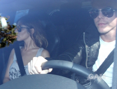 Cheryl_and_Derek_driving_in_Los_Angeles_31_07_10_11.jpg