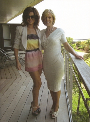 Cheryl_Cole_Through_My_Eyes_2010_19.jpg