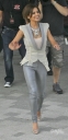 Cheryl_Cole_arrives_at_the_LG_Arena_in_Birmingham_13_06_10_11.jpg