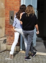 Cheryl_Cole_arriving_at_a_studio_in_London_07_09_10_1.jpg