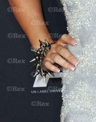 Cheryl_Cole_arriving_at_the_AZ_Party_-_03_06_10_44.jpg