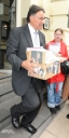 Cheryl_Cole_leaves_her_hotel_in_Birmingham_14_06_10_13.jpg