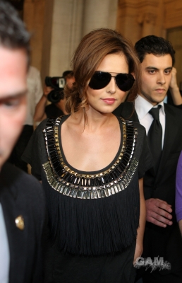 Cheryl_Cole_leaving_her_hotel_in_Paris_5_06_10_7.jpg