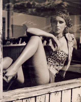 Cheryl_Cole_Official_Calendar_for_2011_12.jpg