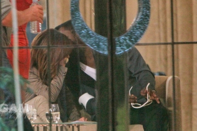 Cheryl_Cole_and_Will_I_Am_inside_the_Judges_House_18_09_10_2.jpg