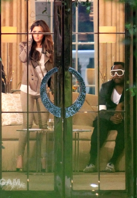 Cheryl_Cole_and_Will_I_Am_inside_the_Judges_House_18_09_10_6.jpg