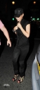 Cheryl_Cole_returning_to_her_hotel_in_Paris_4_06_10_2.jpg