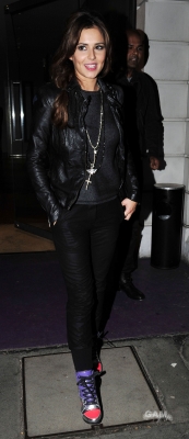 Cheryl_Cole_leaving_Sumosan_Restaurant_Mayfair_20_09_10_23.jpg