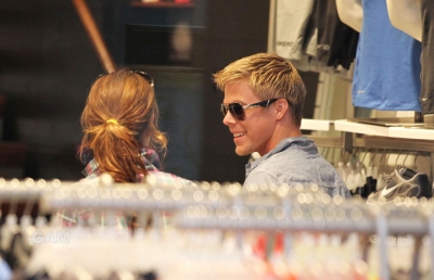Cheryl_shopping_at_The_Grove_in_Hollywood_05_08_10_177.jpg