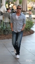 Cheryl_shopping_at_The_Grove_in_Hollywood_05_08_10_22.jpg