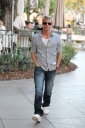Cheryl_shopping_at_The_Grove_in_Hollywood_05_08_10_26.jpg