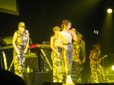 Cheryl_Supporting_BEP_-_Birmingham_010610_Fan_Pics_284229.JPG
