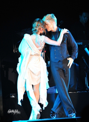 Cheryl_Supporting_BEP_-_Birmingham_01_06_10_38.jpg