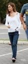 Cheryl_Tweedy_at_Starbucks_in_Surrey_28_07_10_10.jpg