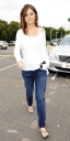 Cheryl_Tweedy_at_Starbucks_in_Surrey_28_07_10_34.jpg