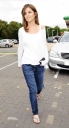 Cheryl_Tweedy_at_Starbucks_in_Surrey_28_07_10_35.jpg