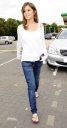 Cheryl_Tweedy_at_Starbucks_in_Surrey_28_07_10_36.jpg