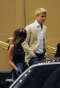 Имя файла=CherylDerek_at_The_Wolfgang_Puck_Steak_House_in_LA_07_08_10_28.jpg
Размер файла=912КБ
Размеры=2500x3600
Дата=Март 11, 2012 CherylDerek_at_The_Wolfgang_Puck_Steak_House_in_LA_07_08_10_28.jpg