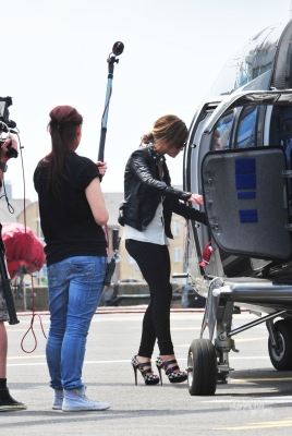 X_Factor_judges_seen_getting_a_helicopter_in_London_23_06_10_110.jpg