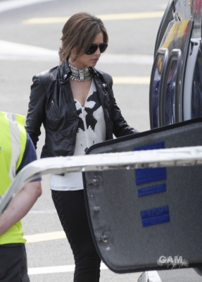X_Factor_judges_seen_getting_a_helicopter_in_London_23_06_10_84.jpg