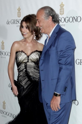 Cheryl_at_the_de_Grisogono_Party_CANNES_FRANCE_18_05_10_44.jpg