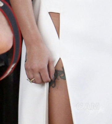 Cheryl_Cole_-_Leaving_her_Hotel_in_Cannes_21_05_10_2.jpg