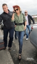 Cheryl_Cole_arrives_at_Heathrow_30_04_10_60.jpg