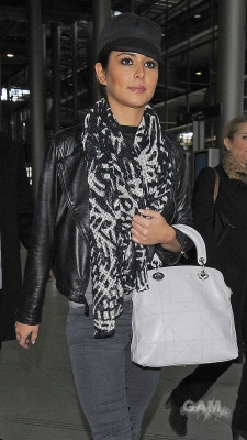 Cheryl_Cole_arriving_in_Cologne_Germany_10_04_10_15.jpg