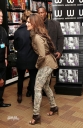 Имя файла=Cheryl_signing_book_Through_My_Eyes_at_Waterstones_1_10_10_57.jpg
Размер файла=1336КБ
Размеры=2600x3995
Дата=Март 06, 2012 Cheryl_signing_book_Through_My_Eyes_at_Waterstones_1_10_10_57.jpg