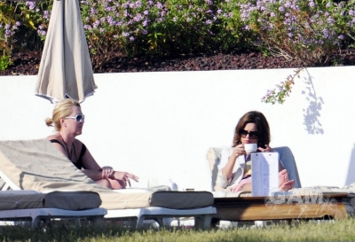 Cheryl_Cole_at_Hotel_De_Cap_in_France_18_05_10_54.jpg
