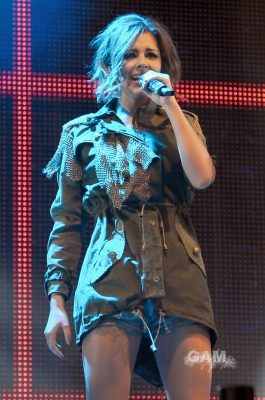 Cheryl_Cole_at_the_BBC_Radio_1_s_Big_Weekend_22_05_10__286029.jpg