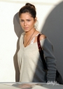 Cheryl_Cole_arriving_at_Xfactor_studios_10_10_10_9.jpg