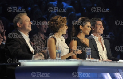 Cheryl_Cole_X-Factor_Live_Show_Week_1_9_10_10_15.jpg