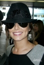 Cheryl_Cole_spotted_at_Heathrow_airport_11_05_10_14.jpg