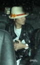Cheryl_leaves_a_studio_in_Los_Angeles_California_4_04_10_3.jpg