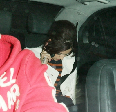 Cheryl_and_Joan_Tweedy_leaving_ITV_studios_together_14_10_10_8.jpg