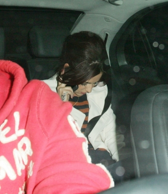 Cheryl_and_Joan_Tweedy_leaving_ITV_studios_together_14_10_10_9.jpg