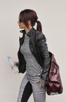 Cheryl_arriving_at_X_Factor_studios_with_red_hair_15_10_10_12.jpg