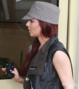 Cheryl_Cole_arriving_the_X_Factor_studios_16_10_10_11.jpg