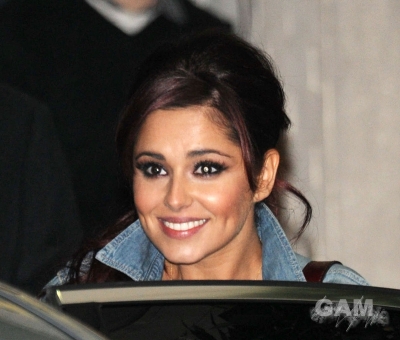 Cheryl_Cole_arriving_at_X_Factor_studios_17_10_10_26.jpg