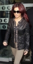 Имя файла=Cheryl_Cole_leaving_Radio_Two_studios_21_10_10_121.jpg
Размер файла=1351КБ
Размеры=2600x5027
Дата=Март 11, 2012 Cheryl_Cole_leaving_Radio_Two_studios_21_10_10_121.jpg