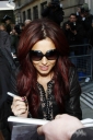 Имя файла=Cheryl_Cole_leaving_Radio_Two_studios_21_10_10_38.jpg
Размер файла=522КБ
Размеры=1900x2850
Дата=Март 11, 2012 Cheryl_Cole_leaving_Radio_Two_studios_21_10_10_38.jpg