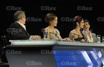 Cheryl_Cole_X-Factor_Live_Show_Week_2_16_10_10_17.jpg